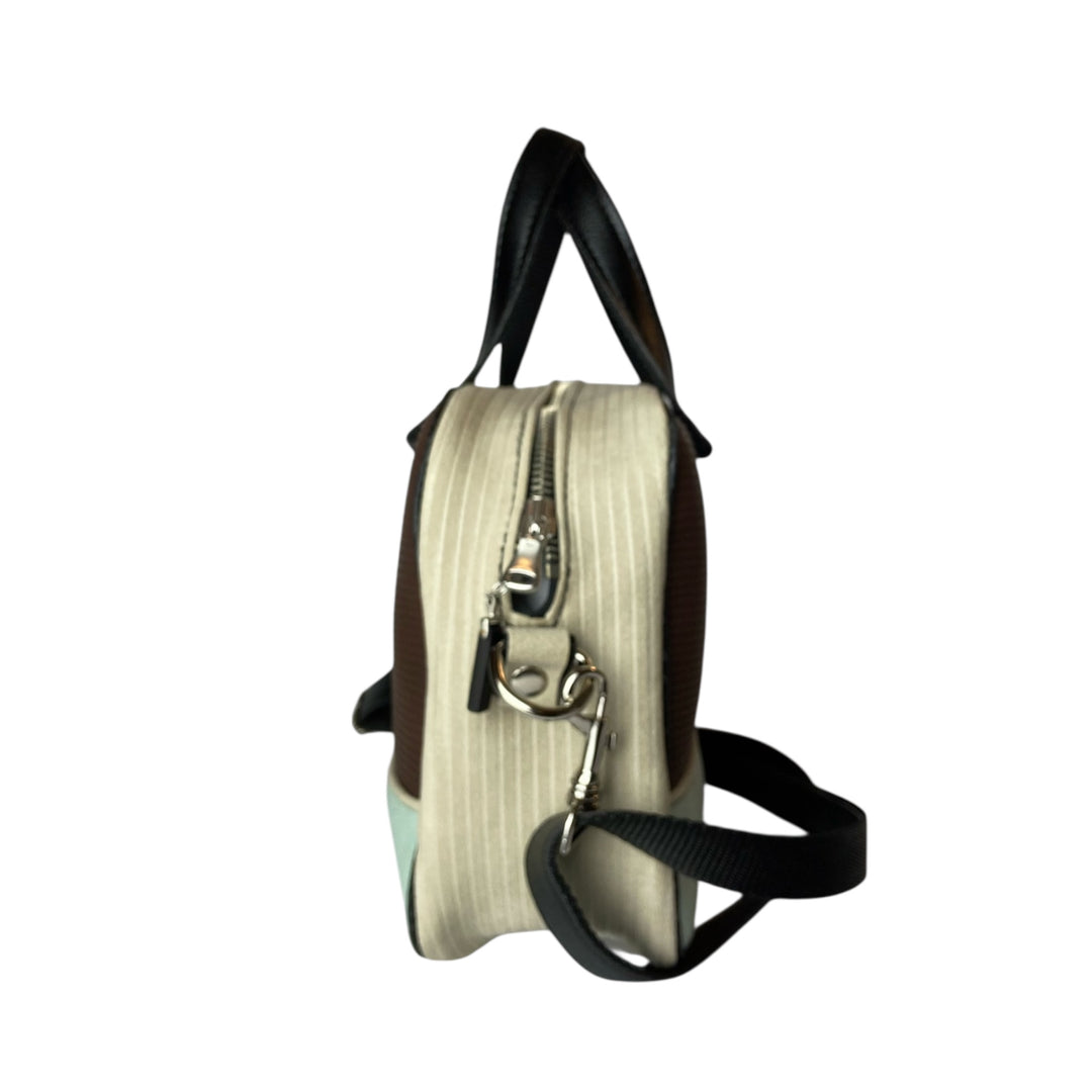 Camera Bag borsa con struttura morbida a mano e tracolla in pelle vegan e interno foderato in cotone wax