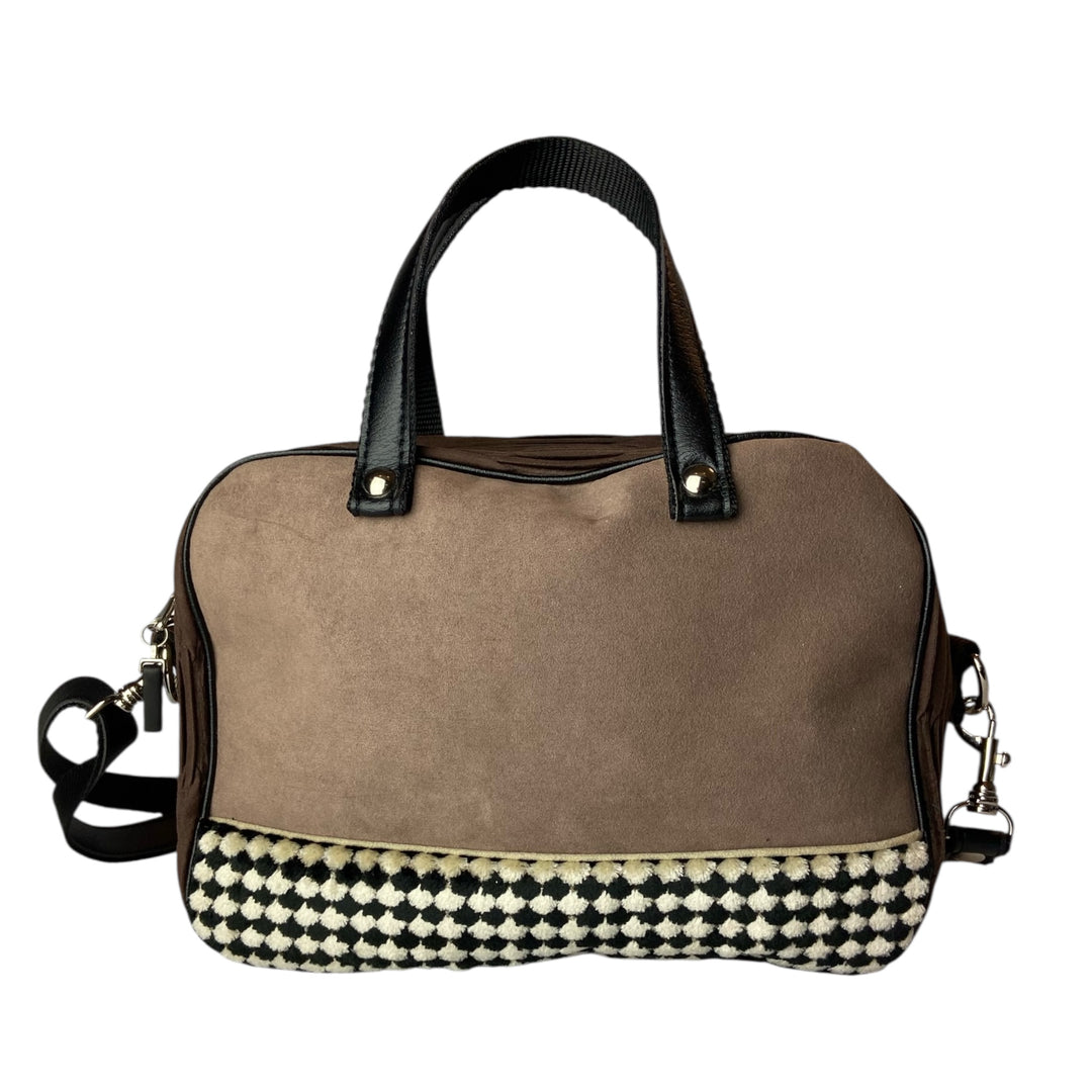 Camera Bag borsa con struttura morbida a mano e tracolla in pelle vegan e interno foderato in cotone wax
