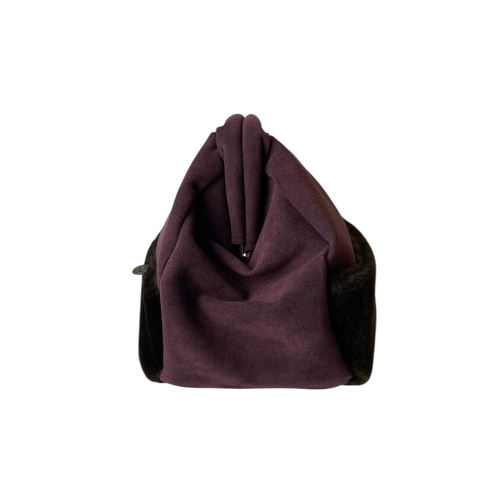 Fluffy pouch donna, per chi cerca un accessorio compatto ma ricco di carattere