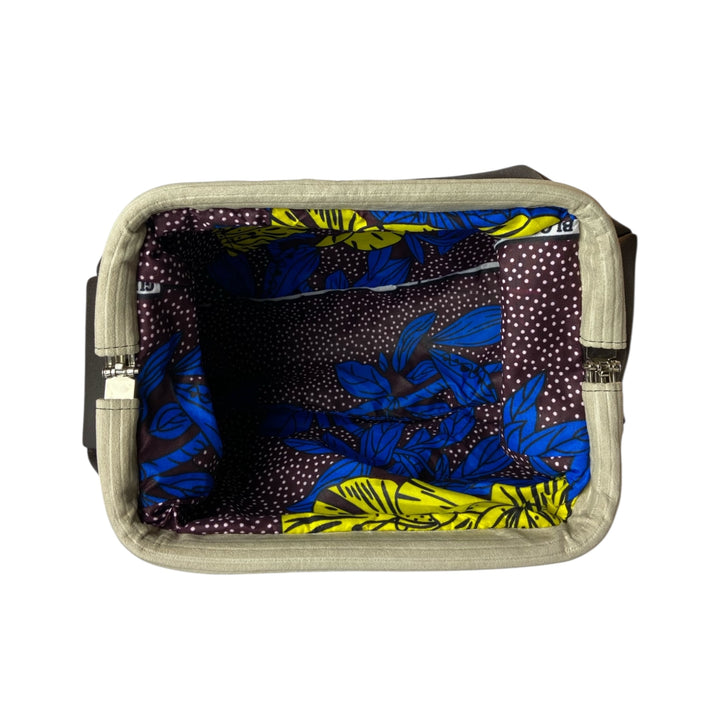 Fluffy pouch donna, per chi cerca un accessorio compatto ma ricco di carattere