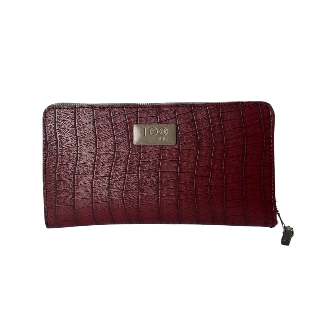 Portafoglio donna PVC e pelle vegan, con tasca interna con cerniera e scomparti per carte. Chiusura con zip, disponibile in due misure
