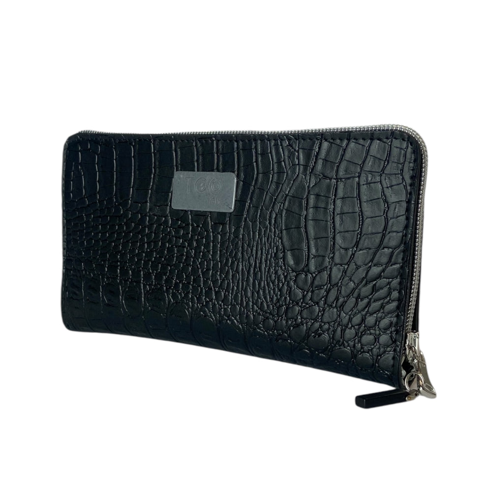 Portafoglio donna PVC e pelle vegan, con tasca interna con cerniera e scomparti per carte. Chiusura con zip, disponibile in due misure