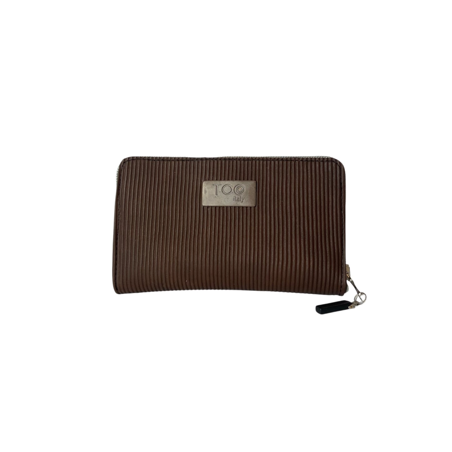 Portafoglio donna PVC e pelle vegan, con tasca interna con cerniera e scomparti per carte. Chiusura con zip, disponibile in due misure