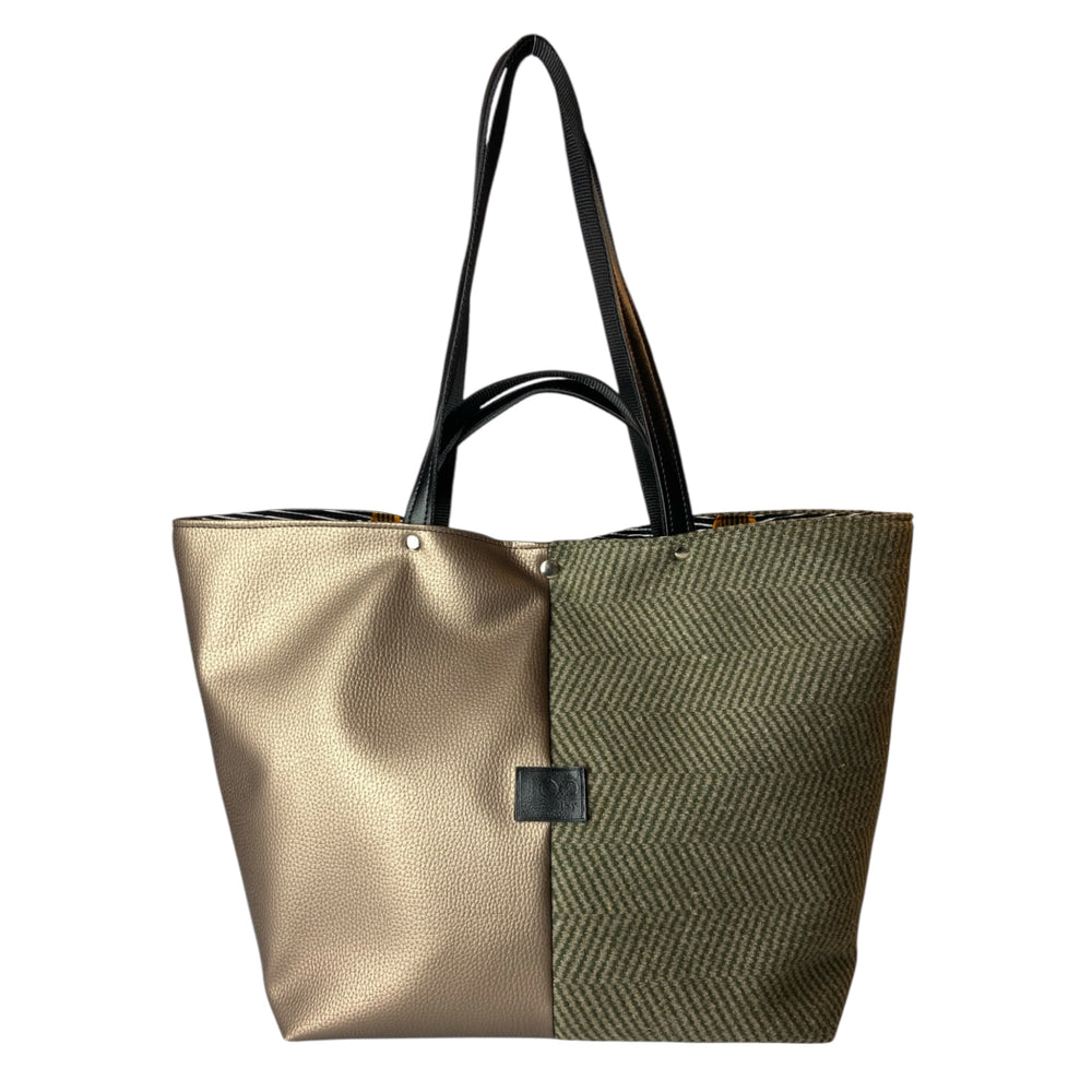 Tote, borsa a mano e a spalla ideale per chi cerca spazio, praticità e stile in un unico accessorio