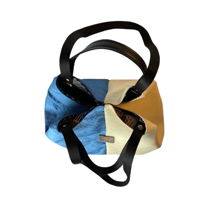Tote, borsa a mano e a spalla ideale per chi cerca spazio, praticità e stile in un unico accessorio