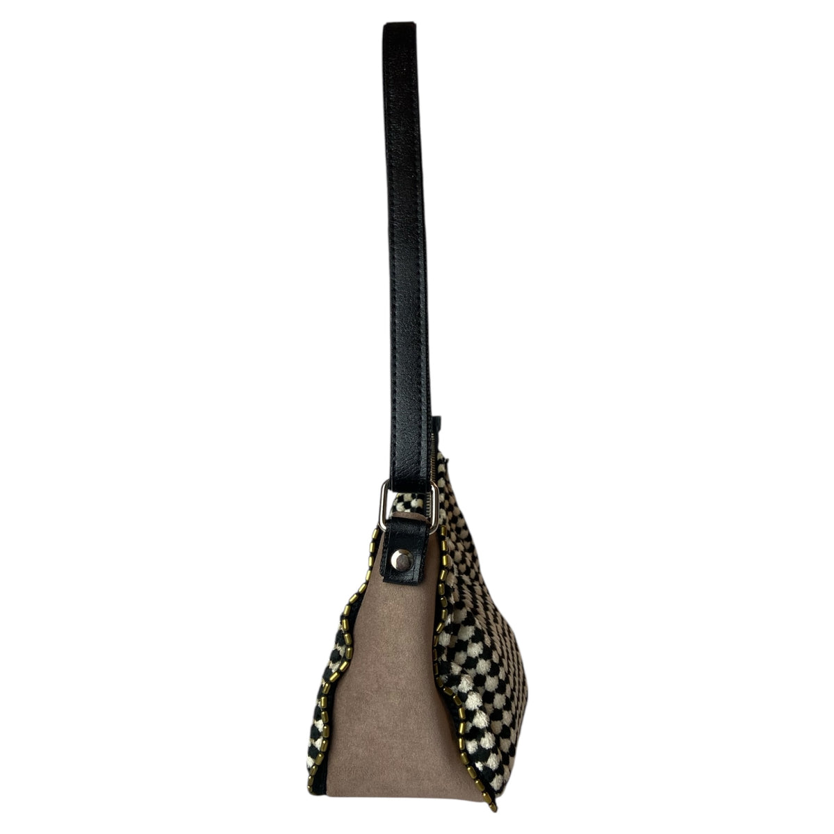 Vivienne, una tracolla elegante e sostenibile , ideale per ogni occasione, con il fascino inconfondibile del Made in Italy