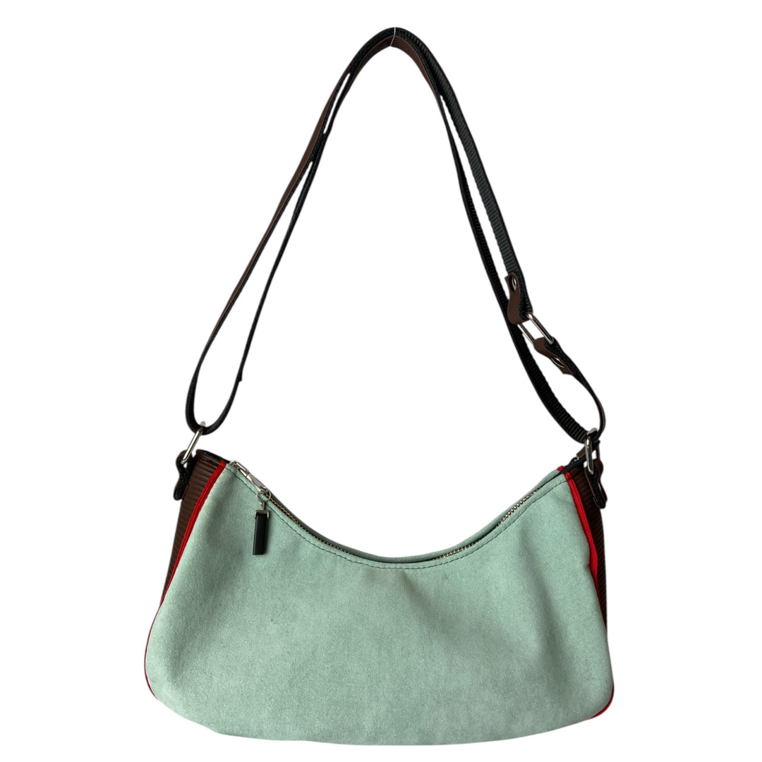 Vivienne, una tracolla elegante e sostenibile , ideale per ogni occasione, con il fascino inconfondibile del Made in Italy