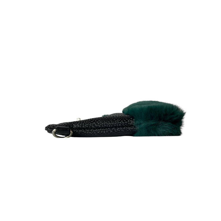 Tracollina di TOOitaly, pochette stile minimal ma ricercato, in pelle vegana e pelliccia sintetica o tessuti 100% circolari