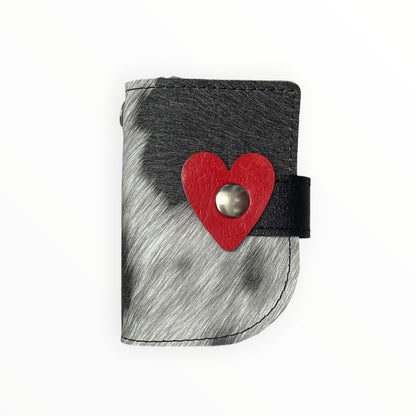Mini pochette portachiavi TOOitaly in materiale effetto pelle grigio e nero con cuore rosso