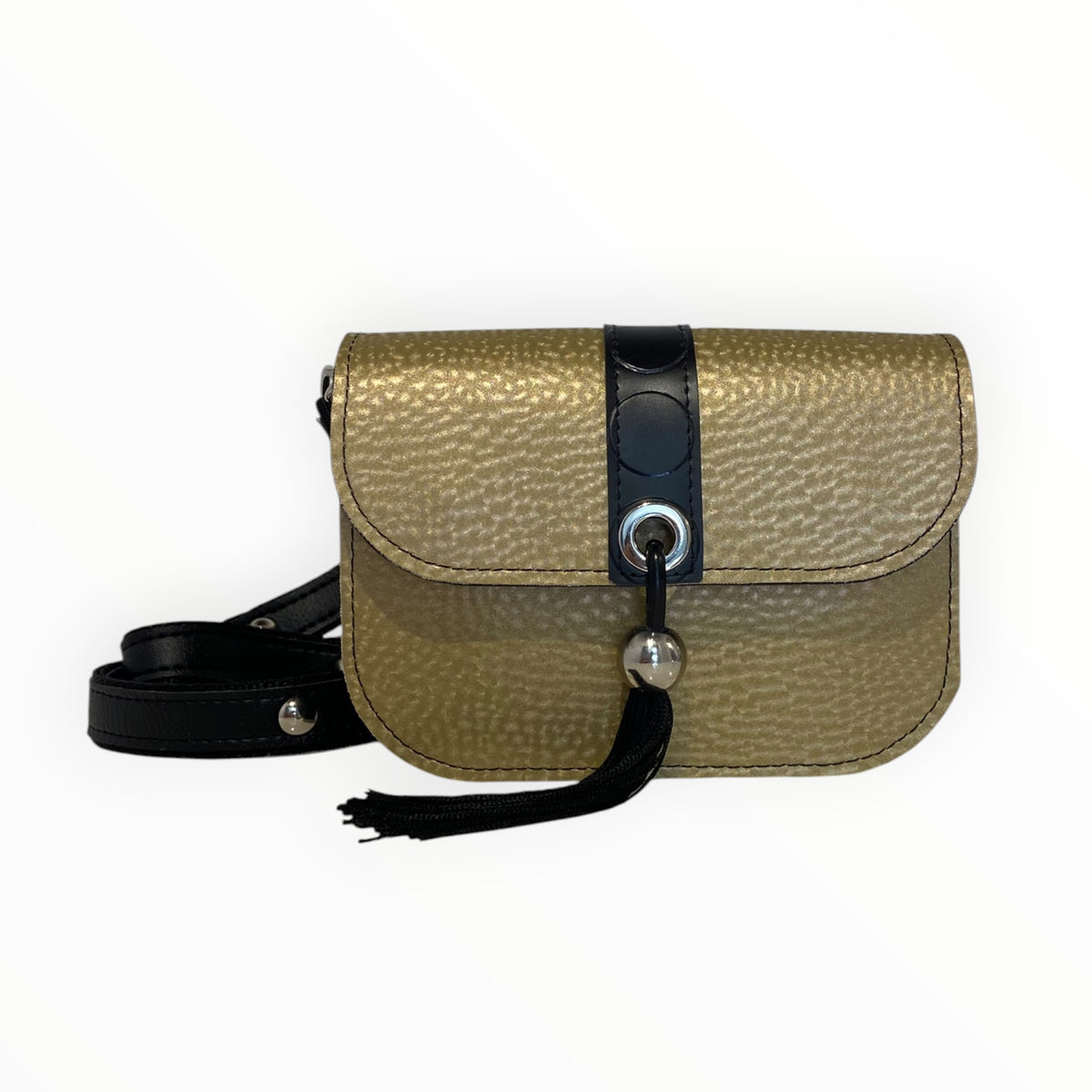 Borsa piccola a tracolla oro con dettaglio frontale e nappina
