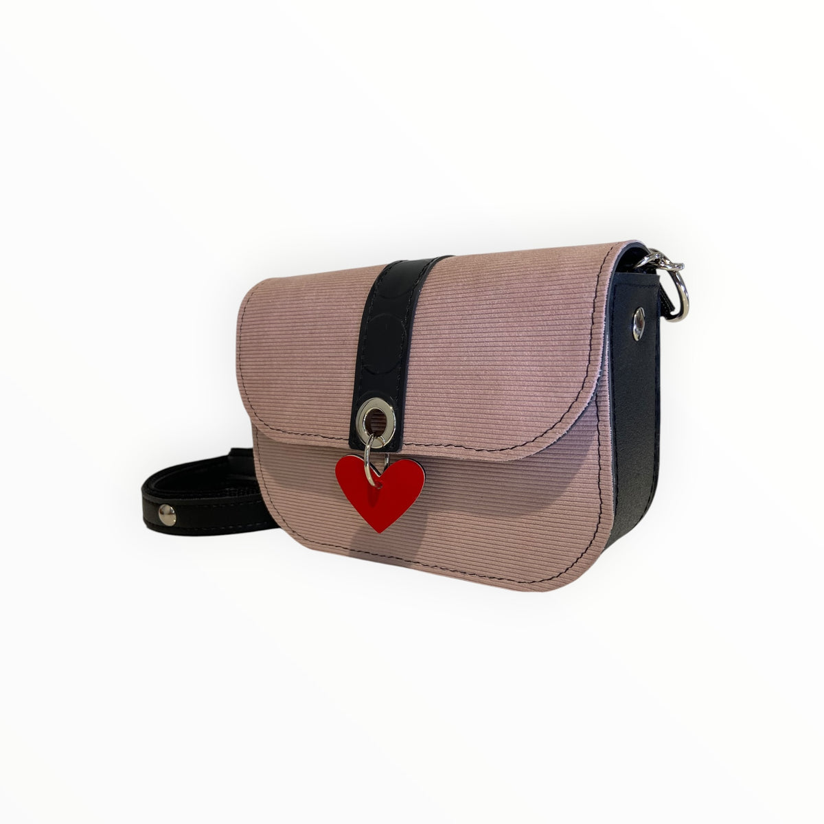 Borsa Chicca Mini TOOitaly rosa cipria con dettagli neri e cuore rosso in Apple Skin
