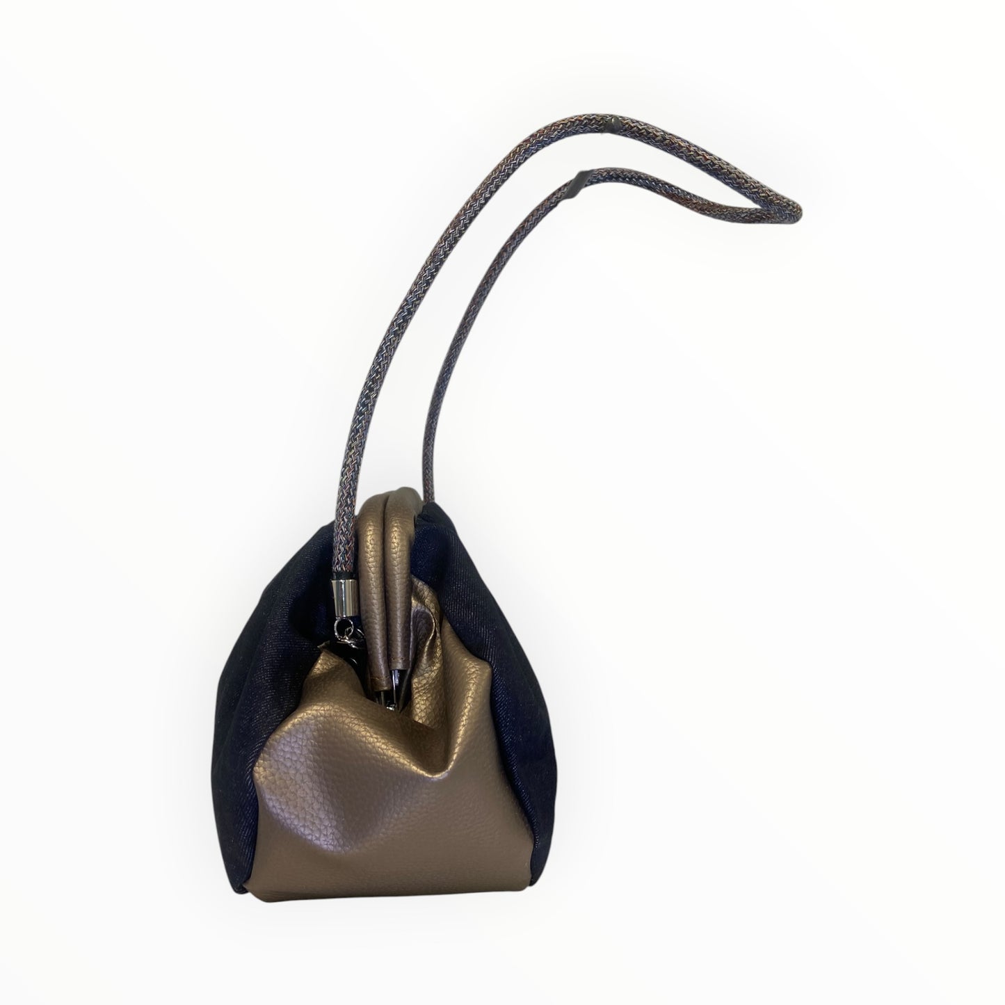 
Dettaglio laterale borsa 