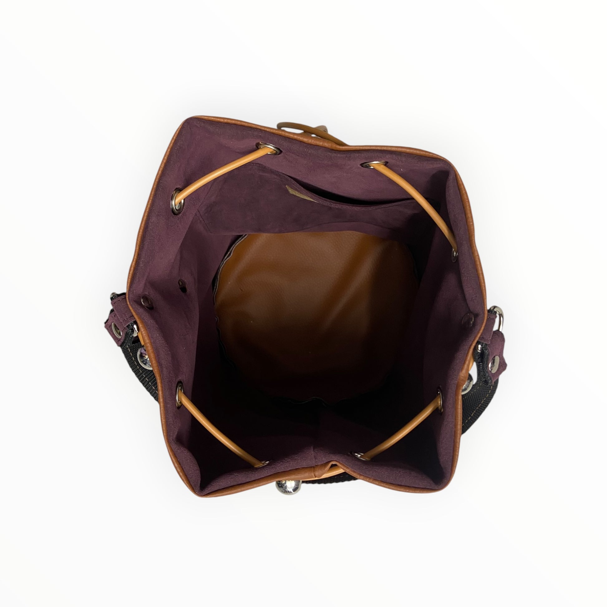  Interno borsa secchiello Tooitaly rivestito in Alcantara

