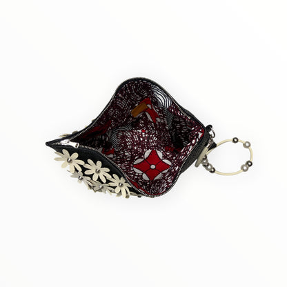 Interno pochette da polso con fodera in cotone originale africano e tasca