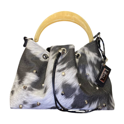 Fiorentina Cow borsa a secchiello donna effetto muccato con borchie e manico in resina miele