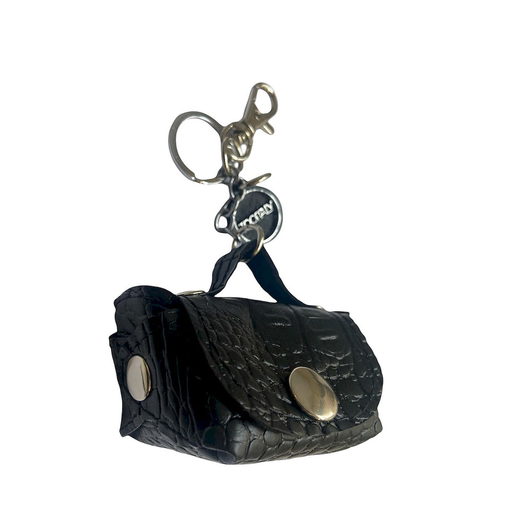 Micro borsa portachiavi TOOitaly, un accessorio artigianale realizzato con materiali vegan e cruelty-free. Perfetta come charms