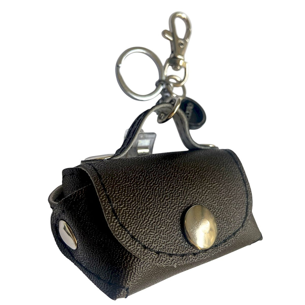 Micro borsa portachiavi TOOitaly, un accessorio artigianale realizzato con materiali vegan e cruelty-free. Perfetta come charms