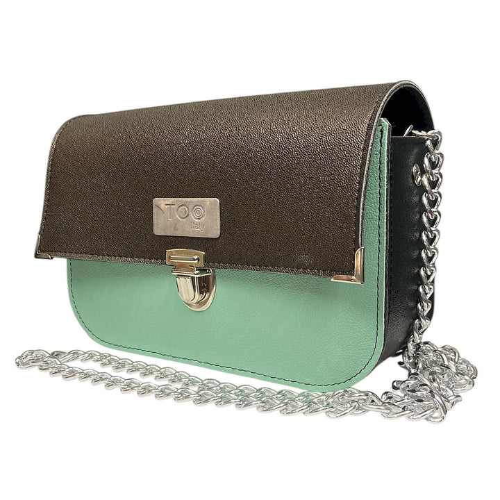Chicca Maxi TOOitaly: Messenger Bag artigianale Made in Italy compatta in pelle artificiale con tracolla e dettagli in resina