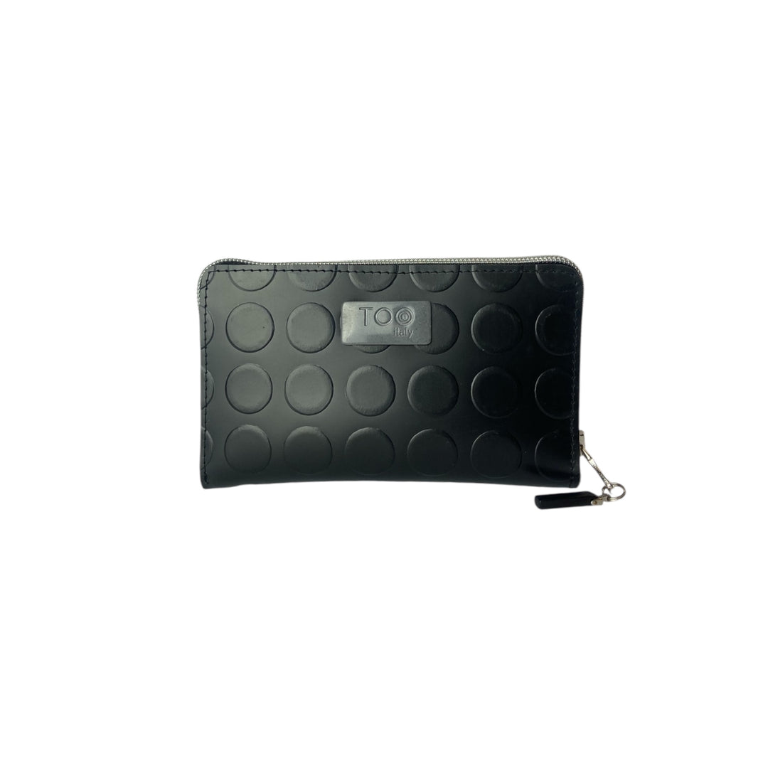 Portafoglio donna PVC e pelle vegan, con tasca interna con cerniera e scomparti per carte. Chiusura con zip, disponibile in due misure