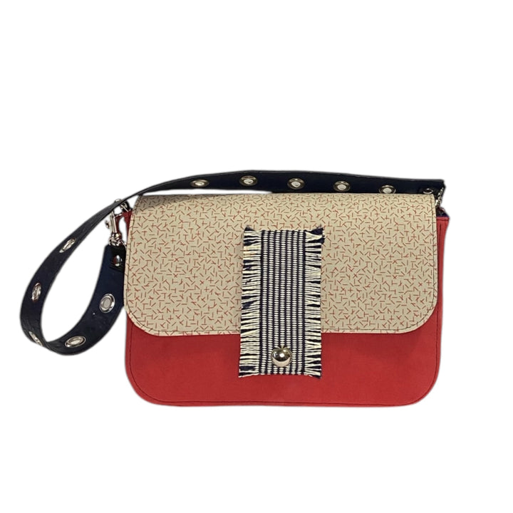 Ester Maxi TOOitaly:  borsa a tracolla con struttura semirigida artigianale Made in Italy compatta in PVC e Alcantara con manico in pelle vegan