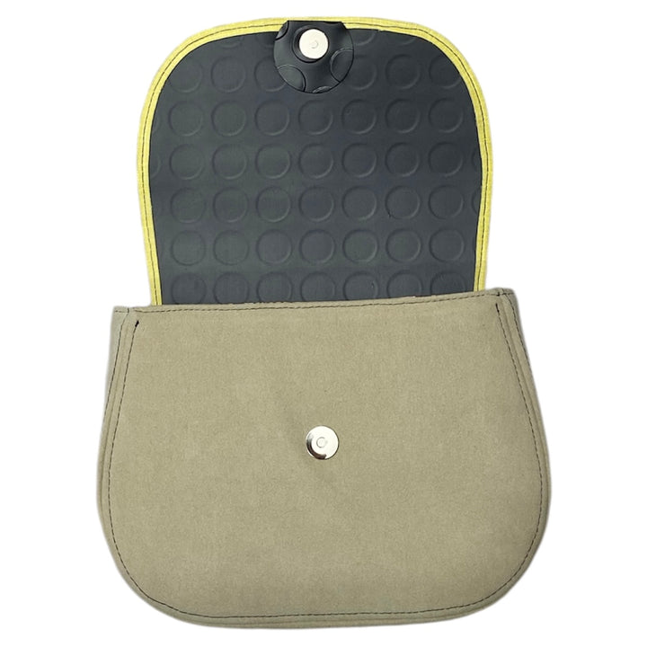 Everyday, borsa con struttura semirigida in alcantara sabbia con bordo a contrasto in alcantara lime