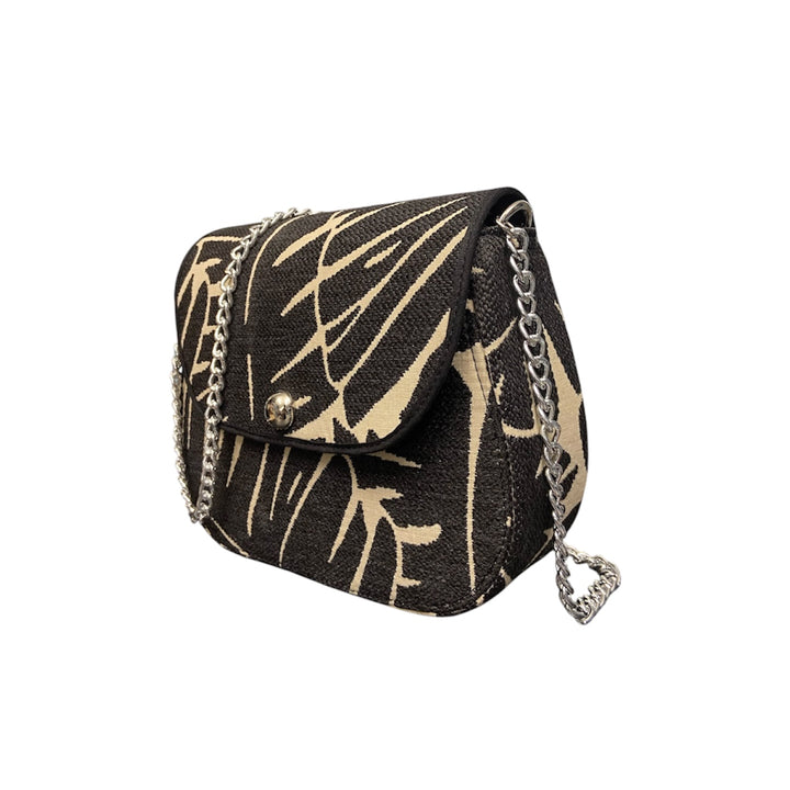 Everyday, borsa con struttura semirigida in tessuto foglia, bordo elegante in pelle vegan nera