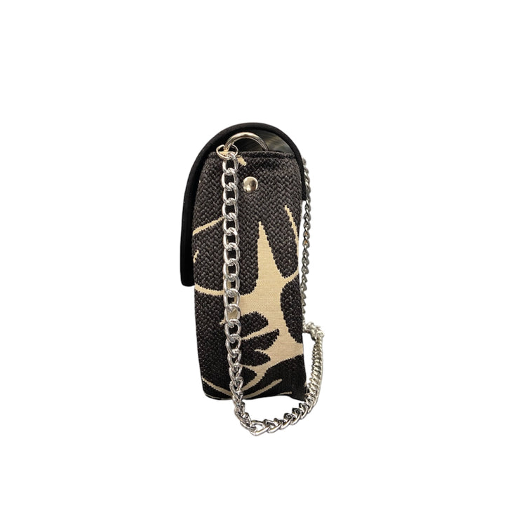 Everyday, borsa con struttura semirigida in tessuto foglia, bordo elegante in pelle vegan nera