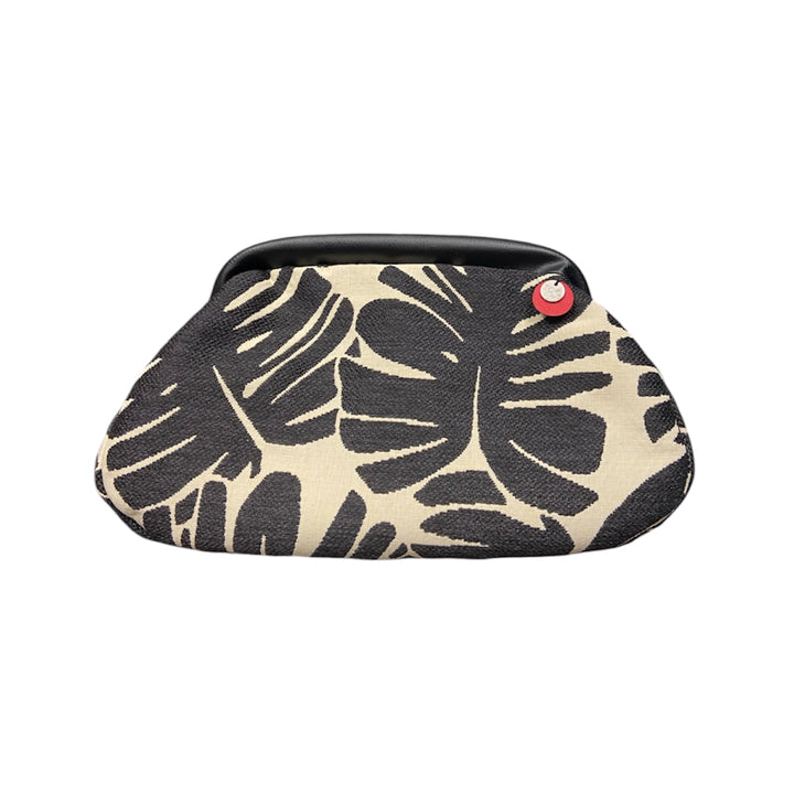 Fluffy Foglie - L’eleganza soffice e audace in una pouch fronte