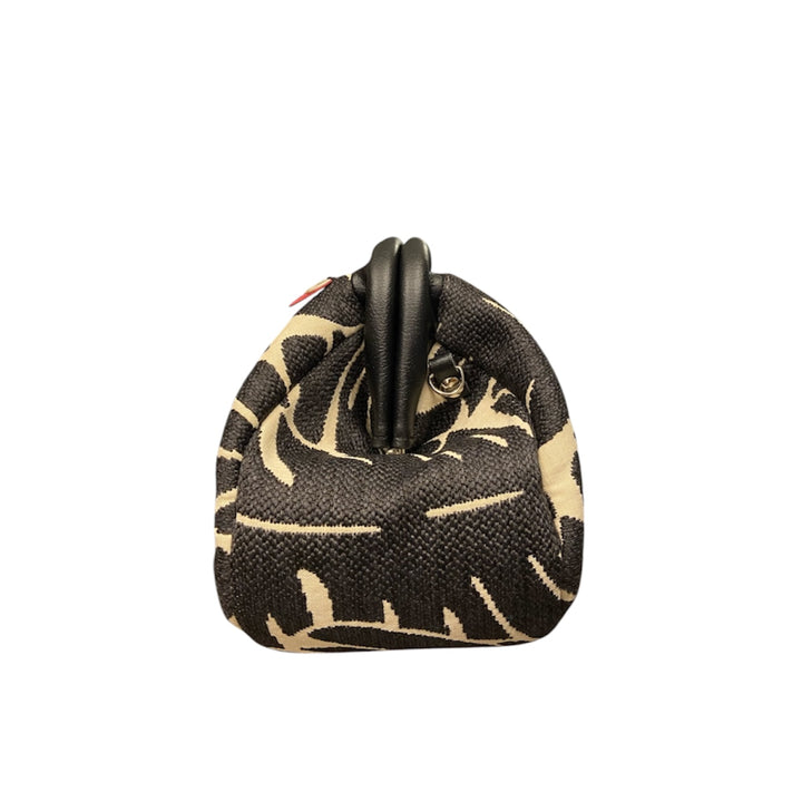 Fluffy Foglie - L’eleganza soffice e audace in una pouch lato