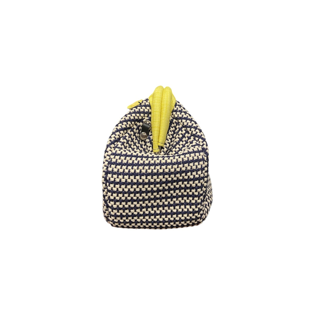 Fluffy Chicco blu e bianco - L’eleganza soffice e audace in una pouch lato