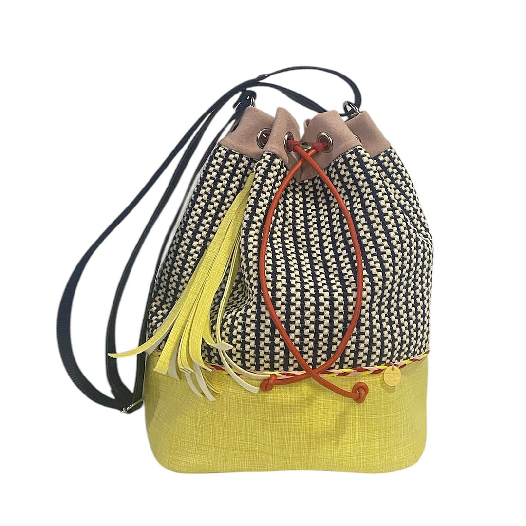 Secchiello di TOOitaly: borsa a tracolla donna con struttura rinforzata, in alcantara o tessuti circolari