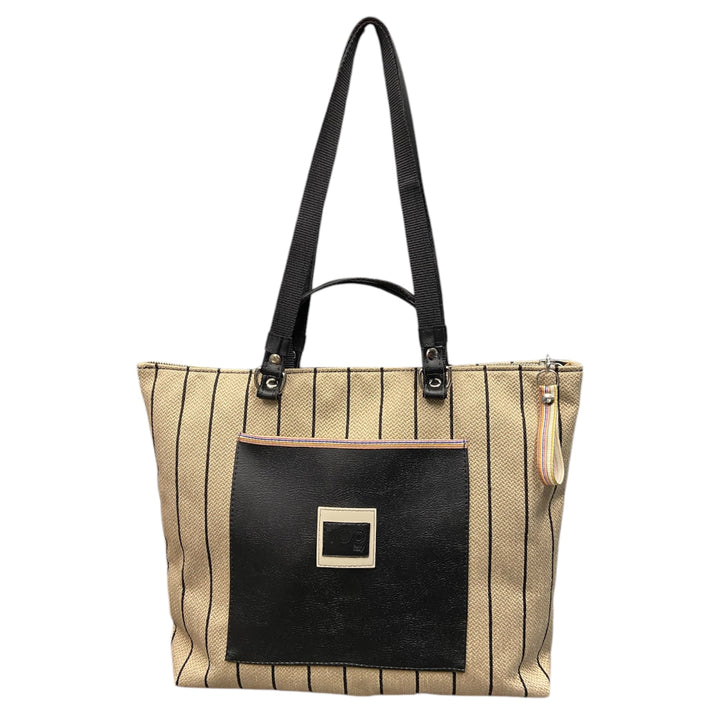 Shopper dallo stile contemporaneo, spaziosa e perfetta per ogni occasione, con un'anima eco-friendly