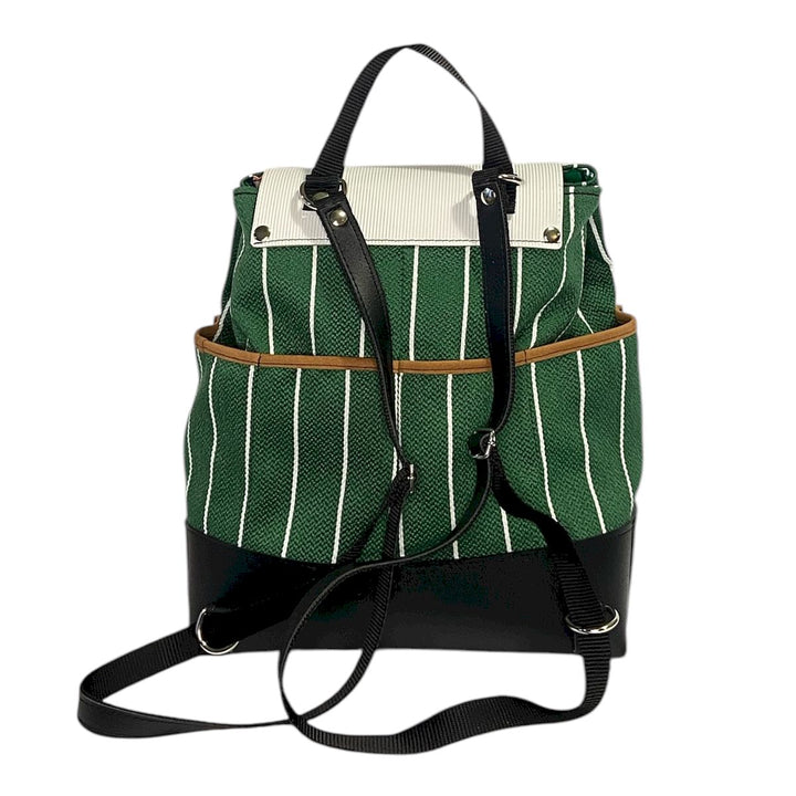 Tre Terzi Tasche, lo zaino donna firmato TOOitaly, perfetto per chi ama distinguersi con stile senza rinunciare alla funzionalità