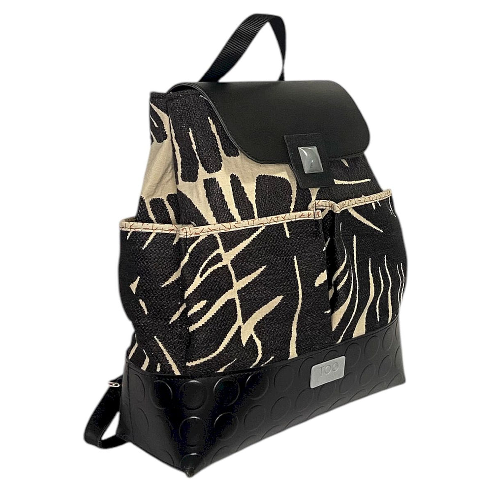 Tre Terzi Tasche, lo zaino donna firmato TOOitaly, perfetto per chi ama distinguersi con stile senza rinunciare alla funzionalità
