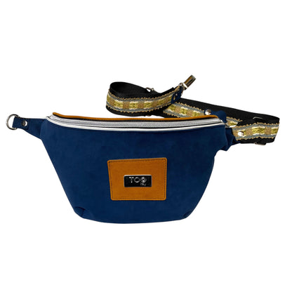 Marsupio TOOitaly Blu Zaffiro in alcantara con tracolla regolabile. Accessorio capiente, elegante e Made in Italy.