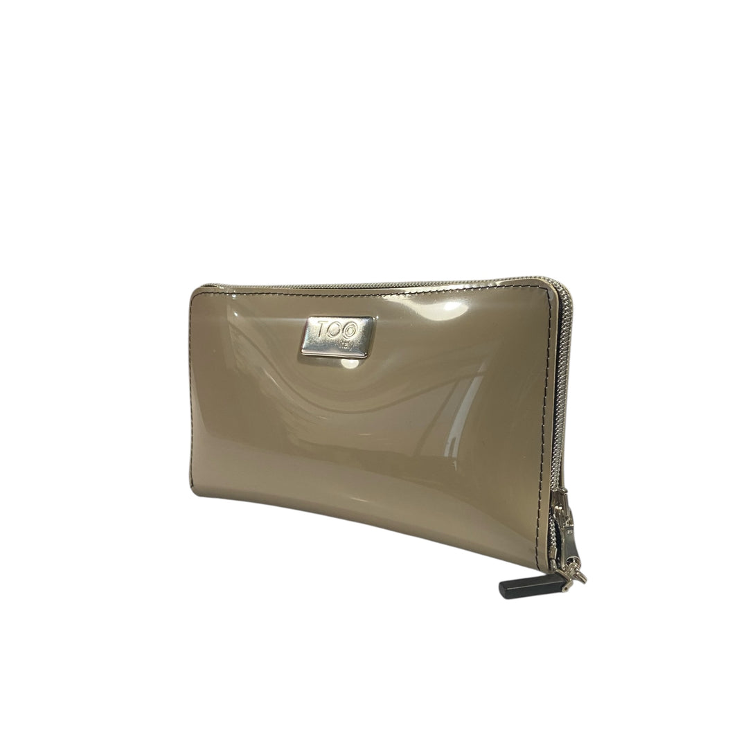 Portafoglio Mini TOOitaly beige in PVC lucido con zip. Elegante, compatto e moderno.