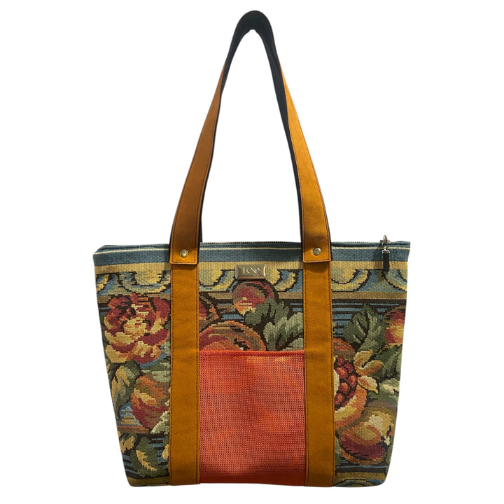 Shopper TOOitaly in jacquard barocco con manici in alcantara. Capiente, leggera e Made in Italy.