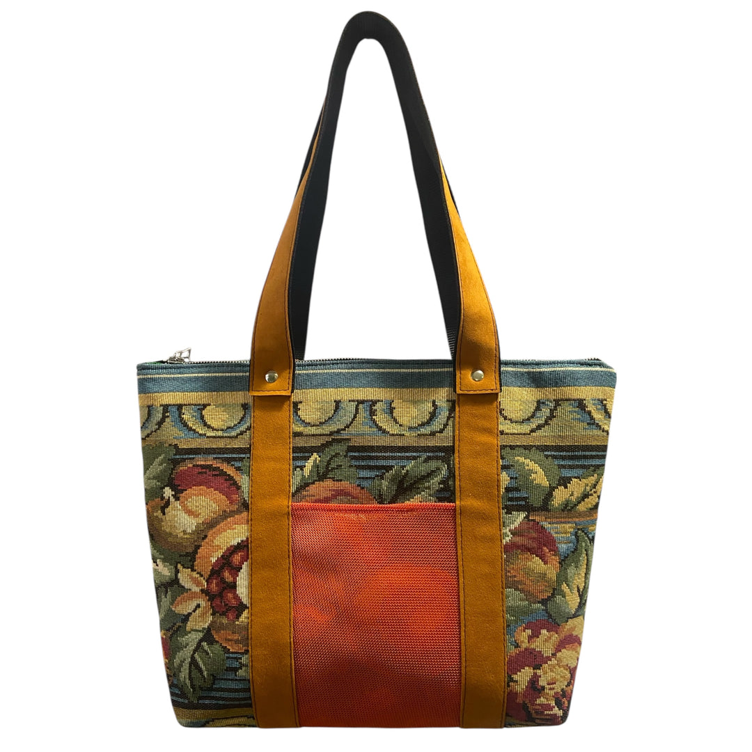 Shopper TOOitaly in jacquard barocco con manici in alcantara. Capiente, leggera e Made in Italy.