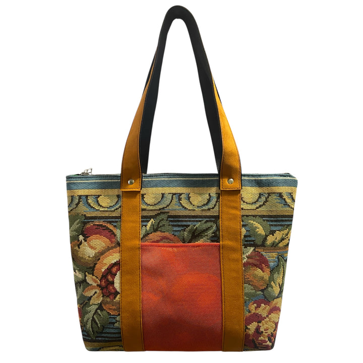 Shopper TOOitaly in jacquard barocco con manici in alcantara. Capiente, leggera e Made in Italy.