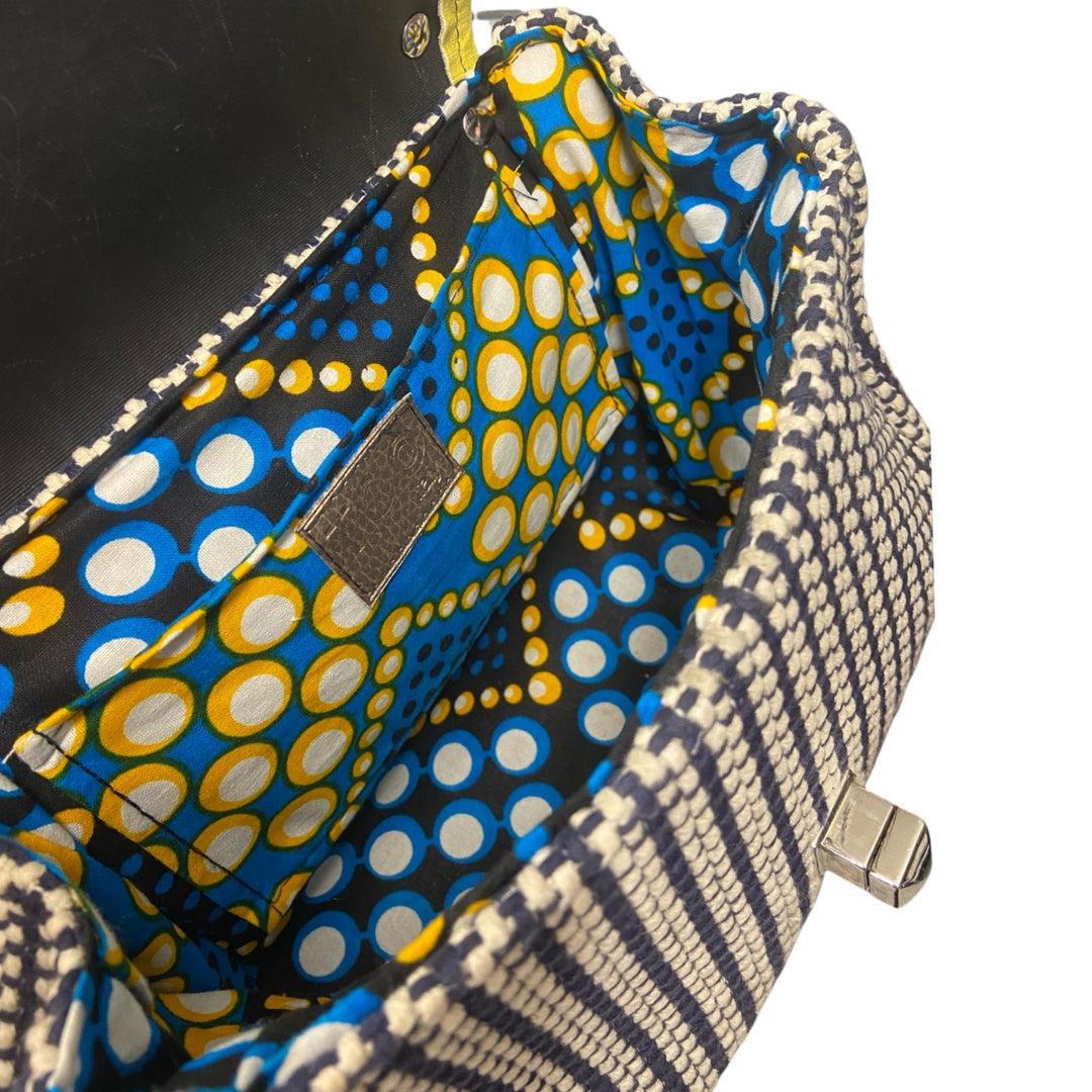 La Miura Mini di TOOitaly, la borsa donna a tracolla in tessuti di alta tappezzeria e alcantara, un mix perfetto di eleganza, sostenibilità e praticità