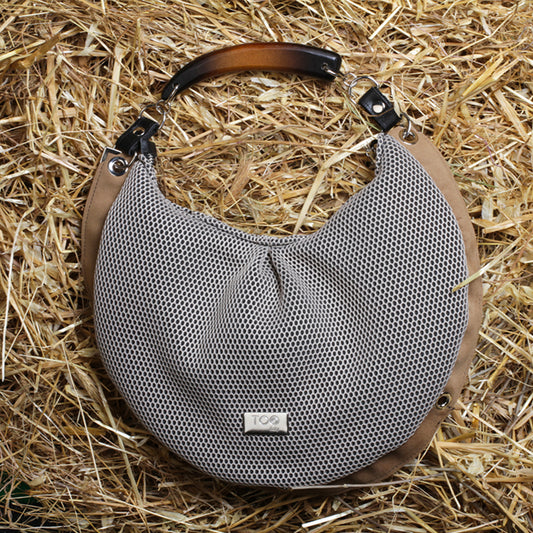 Horse Shoe – Mesh Sand - Horse Shoe