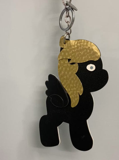 Charm per borsa Pegaso nero oro